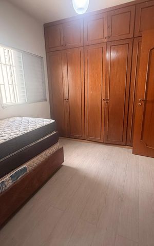 Casa de condomínio à venda com 234m², 3 quartos e 1 vaga Casa de condomínio à venda com 234m², 3 quartos e 1 vagaQuarto