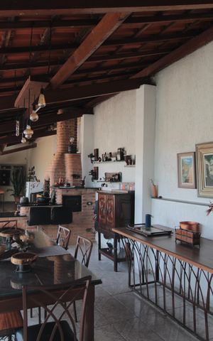 Casa à venda com 245m², 4 quartos e 8 vagasÁrea Gourmet