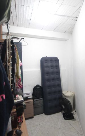 Casa à venda com 245m², 4 quartos e 8 vagasCloset da Suite 2