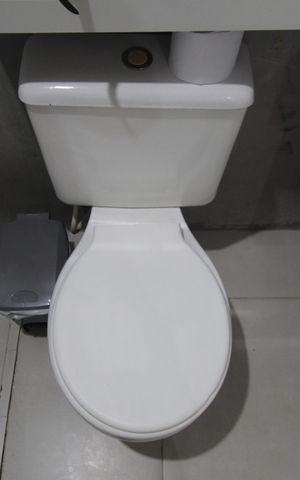Casa à venda com 245m², 4 quartos e 8 vagasBanheiro da Suite 2