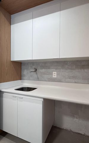 Apartamento à venda com 81m², 2 quartos e 1 vaga Apartamento à venda com 81m², 2 quartos e 1 vagaCozinha e Área de Serviço