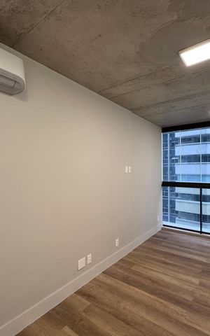 Apartamento à venda com 81m², 2 quartos e 1 vaga Apartamento à venda com 81m², 2 quartos e 1 vagaSuite