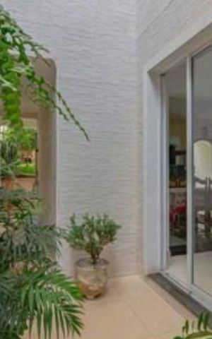Casa para alugar com 240m², 4 quartos e 3 vagas Casa para alugar com 240m², 4 quartos e 3 vagasÁrea externa