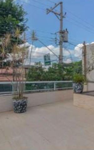 Casa para alugar com 240m², 4 quartos e 3 vagas Casa para alugar com 240m², 4 quartos e 3 vagasÁrea externa