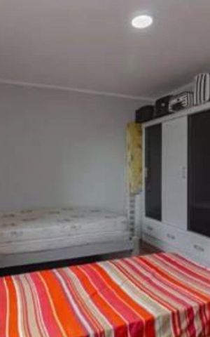 Casa para alugar com 240m², 4 quartos e 3 vagas Casa para alugar com 240m², 4 quartos e 3 vagasQuarto