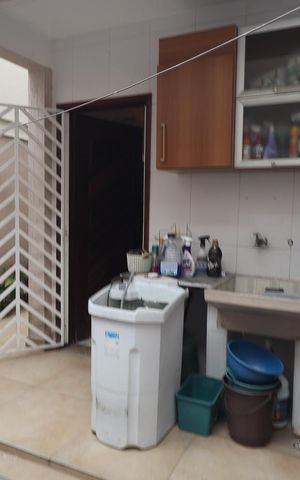 Casa à venda com 175m², 3 quartos e 4 vagas
