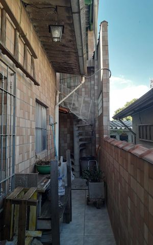 Casa à venda com 80m², 3 quartos e 3 vagasÁrea externa