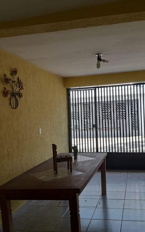 Casa à venda com 80m², 3 quartos e 3 vagasÁrea externa