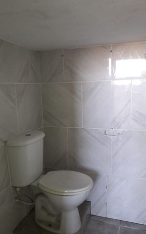 Casa à venda com 80m², 3 quartos e 3 vagasBanheiro