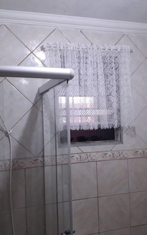 Casa à venda com 80m², 3 quartos e 3 vagasBanheiro