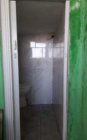 Casa à venda com 80m², 3 quartos e 3 vagasBanheiro de serviço