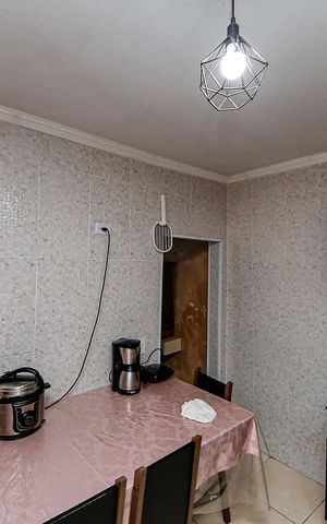 Casa para alugar com 300m², 3 quartos e 2 vagasCozinha