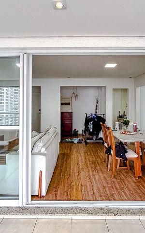 Apartamento à venda com 127m², 4 quartos e 2 vagasVaranda da Sala