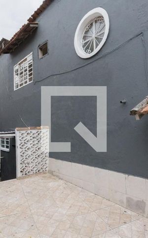 Casa à venda com 450m², 5 quartos e 3 vagas Casa à venda com 450m², 5 quartos e 3 vagasVaranda - Casa 2