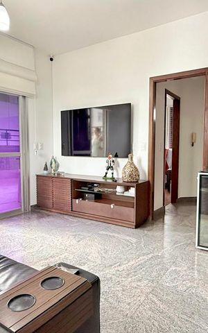 Apartamento à venda com 165m², 4 quartos e 2 vagas Apartamento à venda com 165m², 4 quartos e 2 vagasCobertura