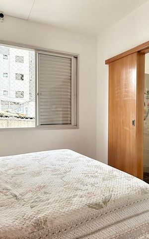 Apartamento à venda com 165m², 4 quartos e 2 vagas Apartamento à venda com 165m², 4 quartos e 2 vagasSuíte