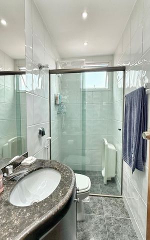 Apartamento à venda com 165m², 4 quartos e 2 vagas Apartamento à venda com 165m², 4 quartos e 2 vagasBanheiro Social
