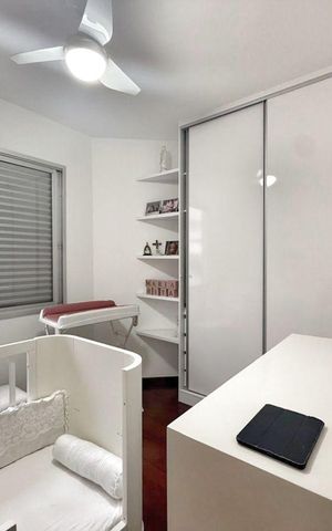 Apartamento à venda com 165m², 4 quartos e 2 vagas Apartamento à venda com 165m², 4 quartos e 2 vagasQuarto 2