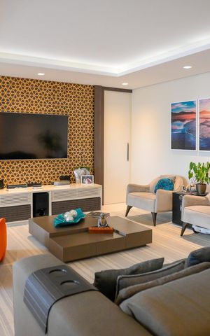 Apartamento à venda com 124m², 3 quartos e 2 vagas Apartamento à venda com 124m², 3 quartos e 2 vagasSala
