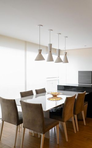 Apartamento à venda com 124m², 3 quartos e 2 vagas Apartamento à venda com 124m², 3 quartos e 2 vagasVaranda Goumert