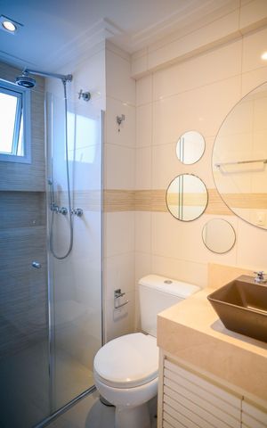 Apartamento à venda com 124m², 3 quartos e 2 vagas Apartamento à venda com 124m², 3 quartos e 2 vagasBanheiro Quarto 1 - Suite
