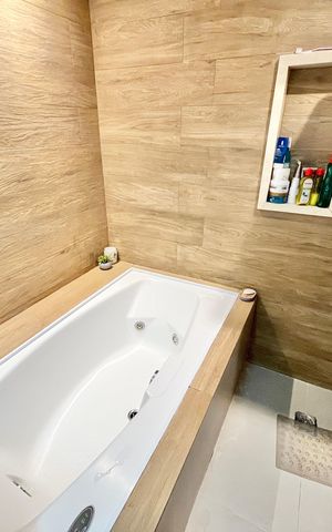 Apartamento à venda com 90m², 3 quartos e 1 vaga Apartamento à venda com 90m², 3 quartos e 1 vagaBanheiro da Suíte