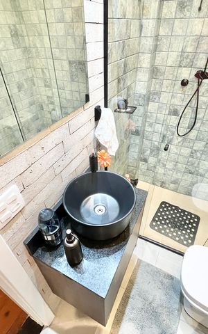 Apartamento à venda com 90m², 3 quartos e 1 vaga Apartamento à venda com 90m², 3 quartos e 1 vagaBanheiro