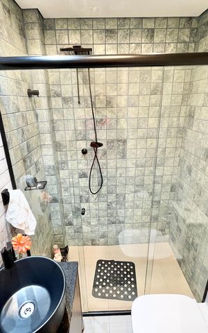 Apartamento à venda com 90m², 3 quartos e 1 vaga Apartamento à venda com 90m², 3 quartos e 1 vagaBanheiro