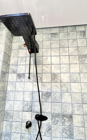 Apartamento à venda com 90m², 3 quartos e 1 vaga Apartamento à venda com 90m², 3 quartos e 1 vagaBanheiro