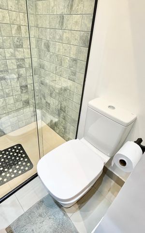 Apartamento à venda com 90m², 3 quartos e 1 vaga Apartamento à venda com 90m², 3 quartos e 1 vagaBanheiro
