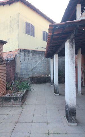Casa à venda com 560m², 2 quartos e 5 vagasQuintal Casa 2