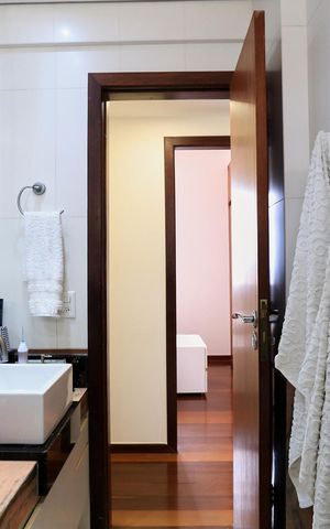 Apartamento à venda com 320m², 4 quartos e 2 vagasBanheiro