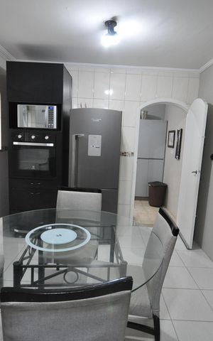 Casa de condomínio à venda com 314m², 4 quartos e 3 vagasCozinha