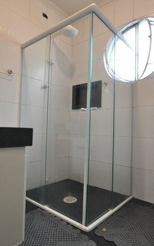 Casa de condomínio à venda com 314m², 4 quartos e 3 vagasBanheiro Social