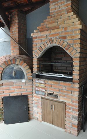 Casa de condomínio à venda com 314m², 4 quartos e 3 vagasChurrasqueira