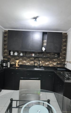 Casa de condomínio à venda com 314m², 4 quartos e 3 vagasCozinha