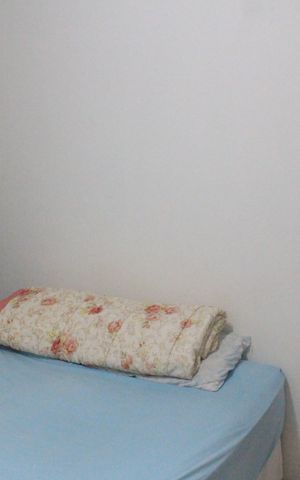 Casa à venda com 180m², 2 quartos e 2 vagasSuíte