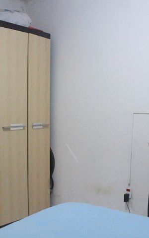 Casa à venda com 180m², 2 quartos e 2 vagasSuíte