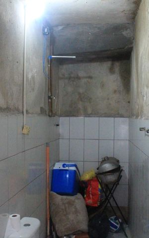 Casa à venda com 180m², 2 quartos e 2 vagasBanheiro 2