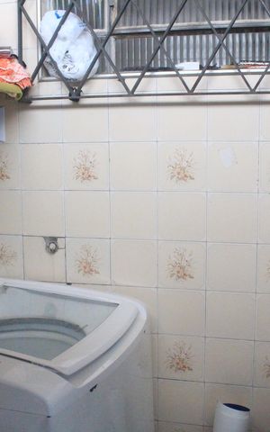 Casa à venda com 180m², 2 quartos e 2 vagasÁrea de Serviço