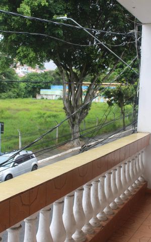 Casa à venda com 180m², 2 quartos e 2 vagasVaranda