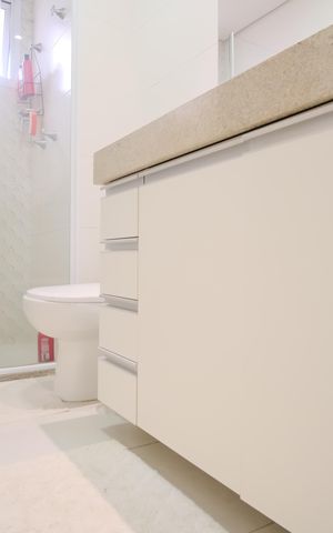 Apartamento à venda com 107m², 3 quartos e 2 vagasBanheiro da Suíte