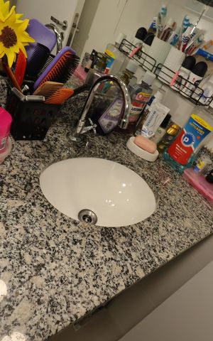 Apartamento à venda com 109m², 2 quartos e 1 vagaBanheiro - Pia