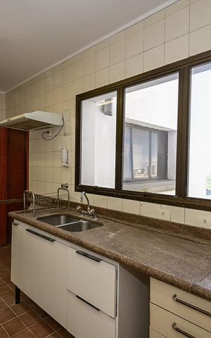 Apartamento à venda com 150m², 3 quartos e 3 vagasCozinha