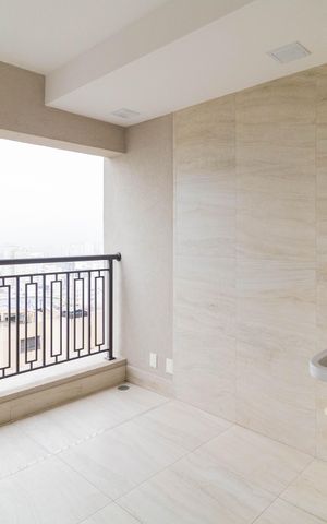 Apartamento à venda com 174m², 3 quartos e 3 vagas Apartamento à venda com 174m², 3 quartos e 3 vagasÁrea de Serviço