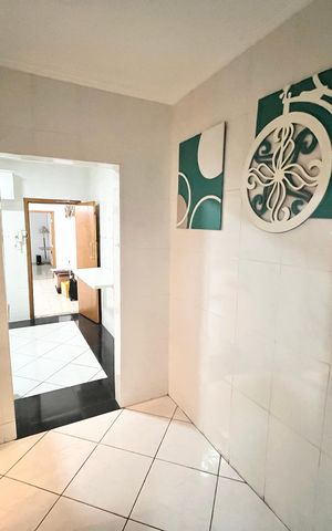Casa à venda com 98m², 2 quartos e 2 vagasCopa