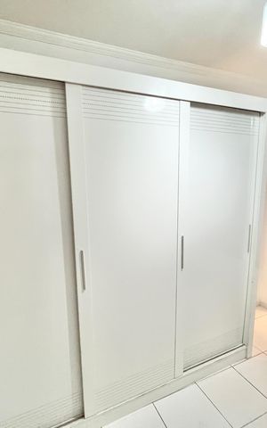 Casa à venda com 98m², 2 quartos e 2 vagasQuarto 2 - Suíte