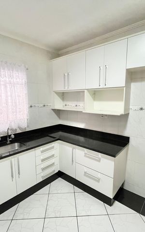 Casa à venda com 98m², 2 quartos e 2 vagasCozinha