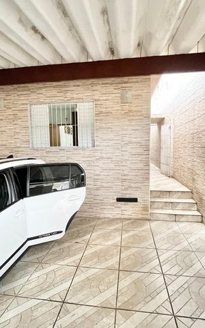 Casa à venda com 98m², 2 quartos e 2 vagasGaragem