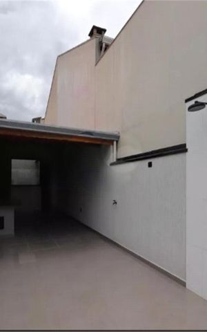 Casa de condomínio à venda com 200m², 3 quartos e 2 vagas